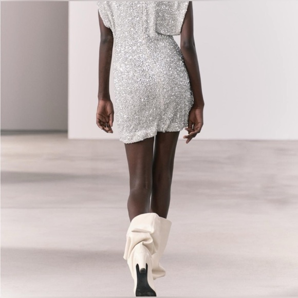 Zara ZW Collection Sequinned Dress Shoulder Pads Silver Size L - Picture 4 of 17